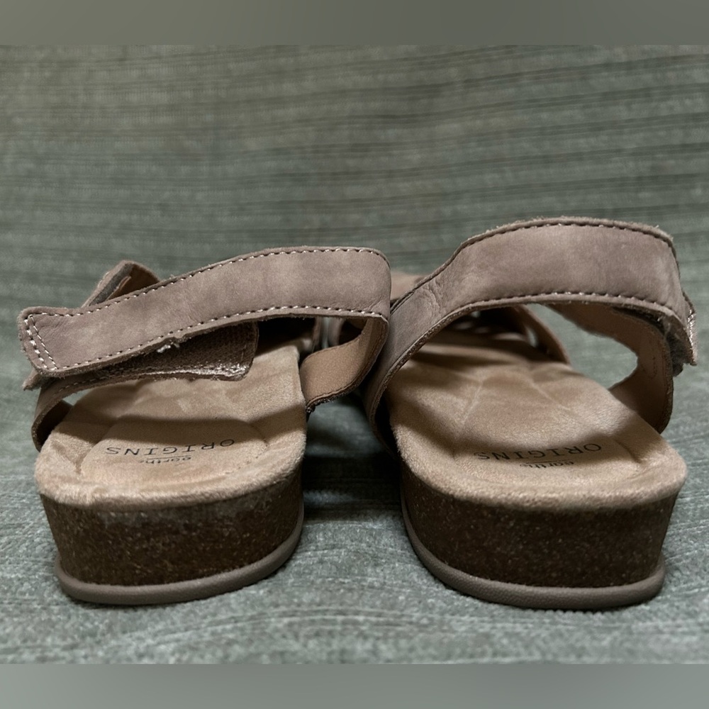Earth Origins Women's Sandals in Taupe - Size 11 W (Gently Used) - Picture 5 of 7